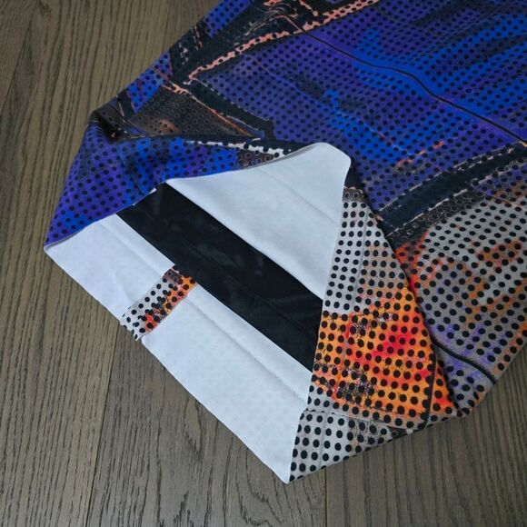 Akris Punto Perforated Faux Leather Midi Skirt in Blue Abstract Grafitti Print - Picture 5 of 14